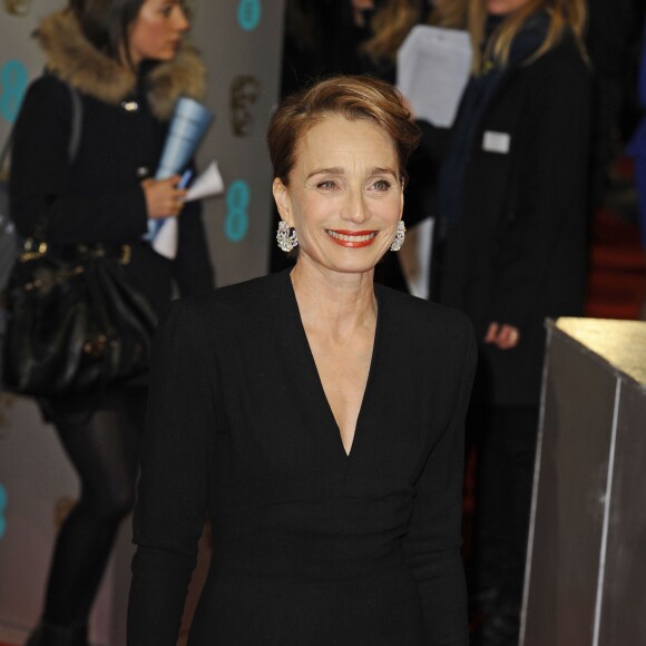 Kristin Scott Thomas - Arrivée des people à la cérémonie des British Academy Film Awards 2015 au Royal Opera House à Londres le 8 février 2015