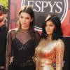 Kendall Jenner et sa soeur Kylie Jenner - People à la soirée "The 2015 EPSYS" à Los Angeles. Le 15 juillet 2015