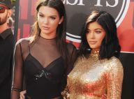 Kendall et Kylie Jenner : Bombes au bord de la piscine, qui est la plus sexy ?