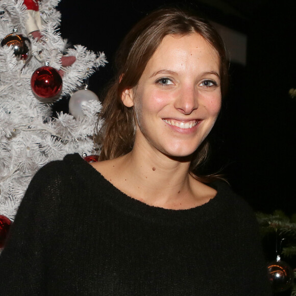 Elodie Varlet - Les people sont reunis pour la journee de l'association ELA pour fêter Noël à Disneyland Paris, le 30 novembre 2013.