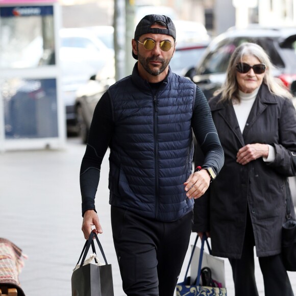 Eva Longoria fait du shopping avec son petit ami Jose Antonio Baston à Intersection Paddington, à Sydney en Asutralie, le 20 juillet 2015.