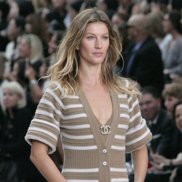 Gisele Bündchen - Mannequins célèbres au défilé Chanel ptêt-porter printemps-été 2015 à Paris le 30 septembre 2014