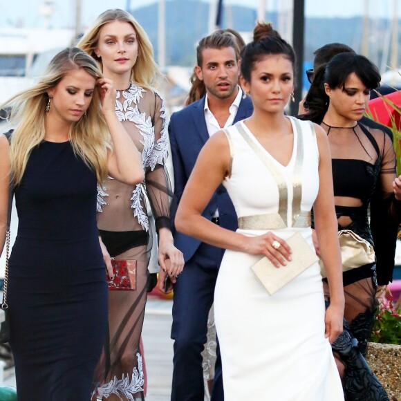 Nina Dobrev, Michelle Rodriguez, Jessica Stam se rendent à la soirée organisée par Leonardo DiCaprio au profit de sa fondation au Domaine Bertaud Belieu à Gassin le 22 juillet 2015.