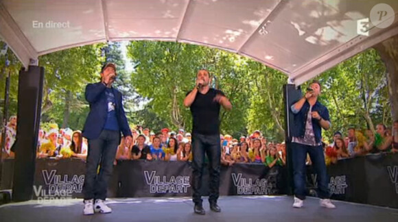 Frank Delay, Allan Theo et Chris Keller forment Génération Boys Band, dans Village départ sur France 3, le 23 juillet 2015