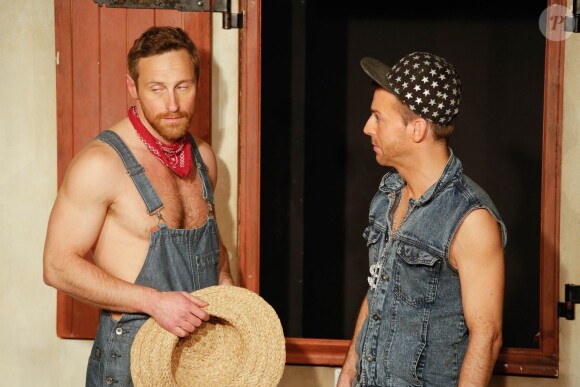 Exclusif - Franck Delay, Franck Le Hen - Générale de la pièce de théâtre "La famille est dans le pré" au théâtre Edgar à Paris le 16 mars 2015.