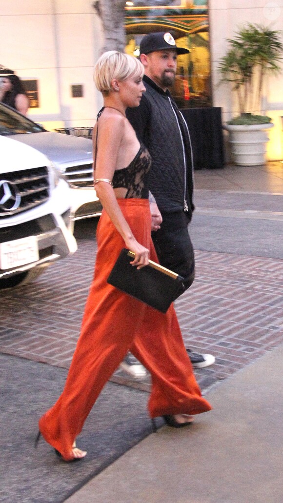 Joel Madden et Nicole Richie dans les rues de Beverly Hills. Le 7 juillet 2015