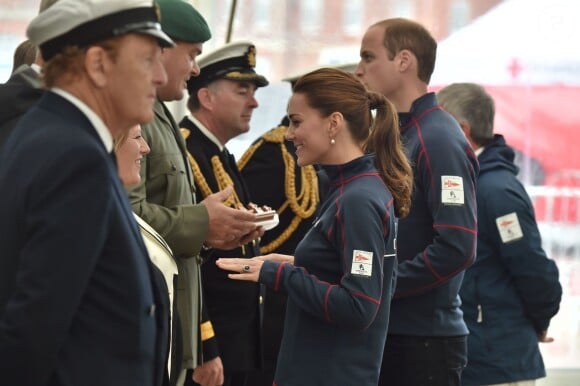 Le prince William et la duchesse de Cambridge, Kate Middleton, assistent à l'America's Cup World Series (ACWS) de Portsmouth, le 26 juillet 2015.