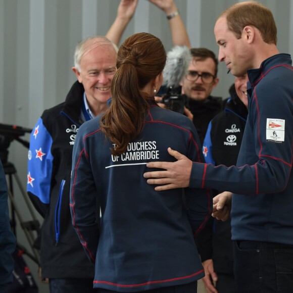 Le prince William et la duchesse de Cambridge, Kate Middleton, assistent à l'America's Cup World Series (ACWS) de Portsmouth, le 26 juillet 2015.