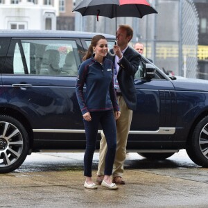 Le prince William et la duchesse de Cambridge, Kate Middleton, assistent à l'America's Cup World Series (ACWS) de Portsmouth, le 26 juillet 2015.