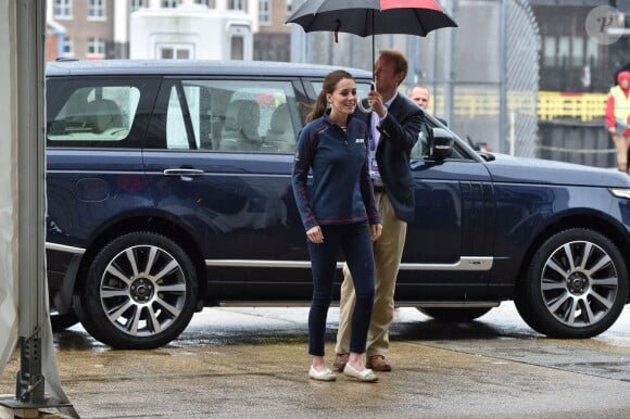 Le prince William et la duchesse de Cambridge, Kate Middleton, assistent à l'America's Cup World Series (ACWS) de Portsmouth, le 26 juillet 2015.