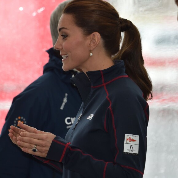 Le prince William et la duchesse de Cambridge, Kate Middleton, assistent à l'America's Cup World Series (ACWS) de Portsmouth, le 26 juillet 2015.