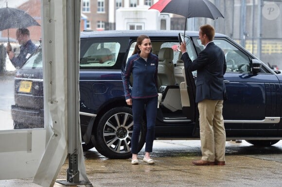 Le prince William et la duchesse de Cambridge, Kate Middleton, assistent à l'America's Cup World Series (ACWS) de Portsmouth, le 26 juillet 2015.