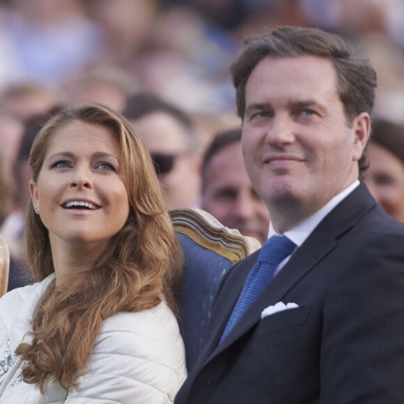 La princesse Madeleine de Suède et son époux Christopher O'Neill prenaient part le 14 juillet 2015 aux célébrations du 38e anniversaire de la princesse Victoria, à Borgholm.