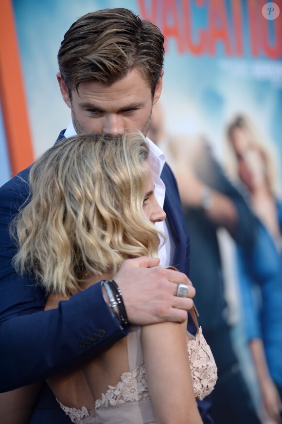 Chris Hemsworth et Elsa Pataky lors de l'avant-première de "Vive les vacances (Vacation)" à Los Angeles le 27 juillet 2015