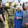 Le prince Charles et la duchesse Camilla en visite au salon floral de Sandringham le 29 juillet 2015