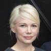 Michelle Williams au défilé Louis Vuitton prêt-à-porter collection Automne-Hiver 2015-2016 à Paris, le 11 mars 2015.