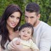Sergio Ramos et Pilar Rubio, avec leur fils Sergio Jr., annoncent l'arrivée d'un nouvel enfant le 4 mai 2015.