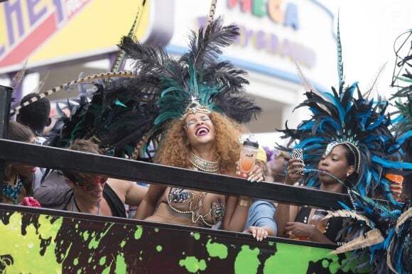 Rihanna, star de la parade du Grand Kadooment lors du Crop Over Festival, à la Barbade. Bridgetown (capitale de la Barbade), le 3 août 2015.