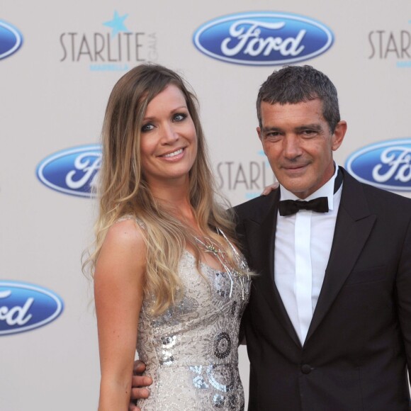 Antonio Banderas et sa compagne Nicole Kimpel lors du "Starlite Gala" à Marbella, le 9 août 2015.