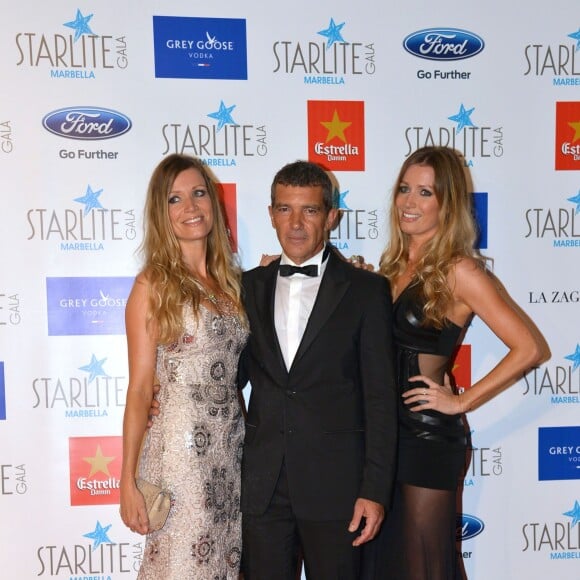 Nicole Kimpel, son compagnon Antonio Banderas et sa soeur Barbara Kimpel - People lors du "Starlite Gala" à Marbella, le 9 août 2015.