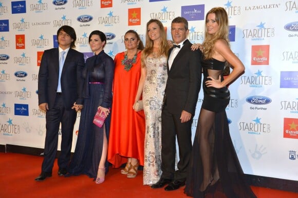 Laura Pausini et son fiancé Paolo Carta, Antonio Banderas et sa compagne Nicole Kimpel, Barbara Kimpel - People lors du "Starlite Gala" à Marbella, le 9 août 2015.
