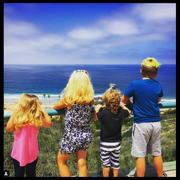 Tori Spelling et ses enfants en vacances / août 2015