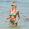 La sexy Laura Cremaschi profite d'un après-midi ensoleillé sur la plage de Miami. Le 12 août 2015.