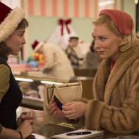 Cate Blanchett tombe amoureuse de la fragile Rooney Mara dans "Carol"