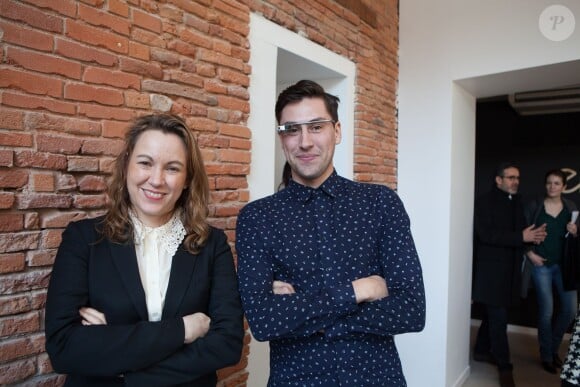 La secrétaire d'état au numérique Axelle Lemaire et Geoffry Vidal cofondateur de Demooz - La secrétaire d'état au numérique Axelle Lemaire rencontre les acteurs du numérique à Toulouse le 13 février 2015.