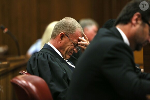Le procureur Gerrie Nel lors de l'audience de demande de procès en appel d'Oscar Pistorius, le 10 décembre 2014 à Pretoria