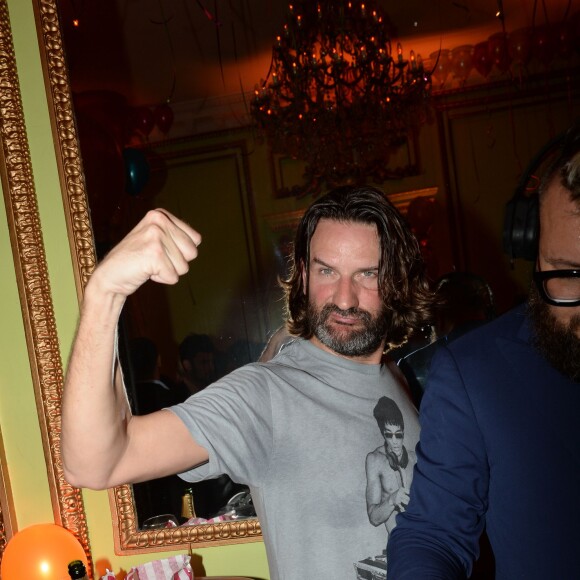 Frédéric Beigbeder - Soirée Villa Schweppes chez Maxim's à Paris, le 16 avril 2015.