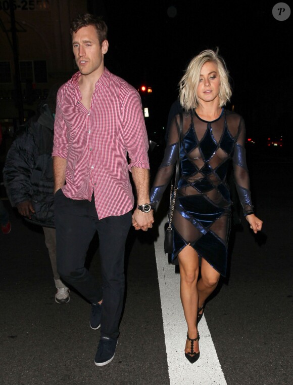 Julianne Hough et son petit ami Brooks Laich arrivent à l'after party de la finale de "Dancing With The Stars" au restaurant "Beso" à Hollywood, le 19 mai 2015  