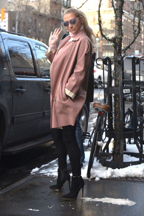 Kesha à la sortie de son hôtel à New York. Le 17 février 2015