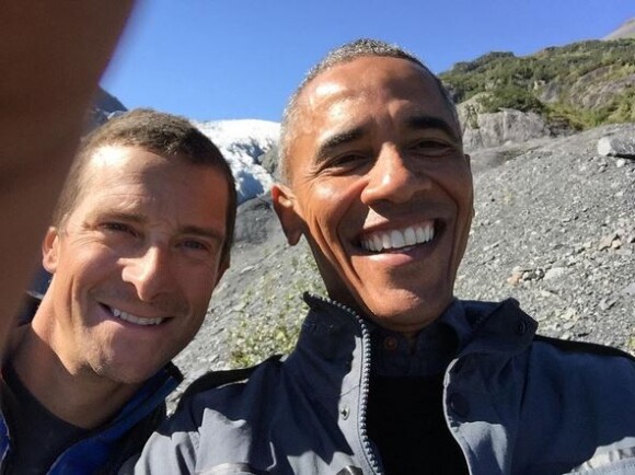 Barack Obama a effectué une visite de trois jours en Alaska pour parler du changement climatique. Photo Instagram, septembre 2015. Il a pris part à l'émission de Bear Grylls