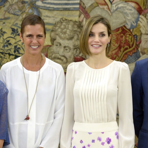 Letizia d'Espagne lors d'une audience à la Zarzuela avec des membres de l'association Lo que De Verdad Importa le 3 septembre 2015 à Madrid.