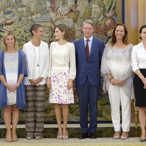 Letizia d'Espagne lors d'une audience à la Zarzuela avec des membres de l'association Lo que De Verdad Importa le 3 septembre 2015 à Madrid.