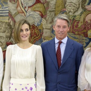 Letizia d'Espagne lors d'une audience à la Zarzuela avec des membres de l'association Lo que De Verdad Importa le 3 septembre 2015 à Madrid.