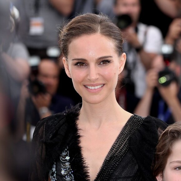 Natalie Portman, Amir Tessler - Photocall du film "Une histoire d'amour et de ténèbres" lors du 68e Festival International du Film de Cannes. Cannes, le 17 mai 2015