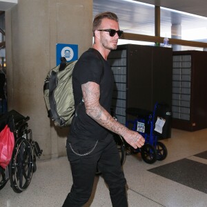 David Beckham arrive à l'aéroport de Los Angeles le 29 juillet 2015.