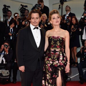 Johnny Depp et Amber Heard lors de la première de The Danish Girl dans le cadre du 72e festival du film de Venise en Italie le 5 septembre 2015