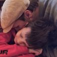 Tom Brady avec son fils John, fruit de sa relation passée avec Bridget Moynahan. Photo publiée sur Facebook pour ses 8 ans.