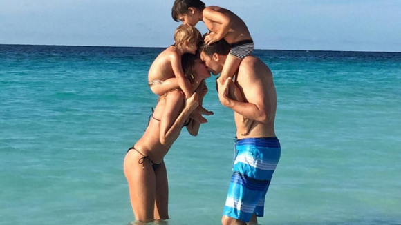 Gisele Bündchen chavire d'amour devant Tom Brady, soulagé, et leur fille Vivian