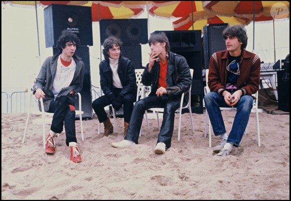 Le groupe Téléphone, composé de Jean-Louis Aubert, Louis Bertignac, Richard Kolika et Corine Marienneau, au Festival de Cannes en mai 1980.