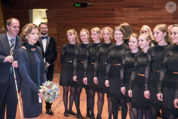 La comtesse Alexandra de Frederiksborg, ex-femme du prince Joachim, lors de sa dernière mission comme marraine du choeur des filles de Radio Danemark le 5 octobre 2014, en présence de son mari Martin Jorgensen et son fils le prince Felix. La comtesse a annoncé en septembre 2015 leur divorce, après huit ans d'un mariage célébré en mars 2007.