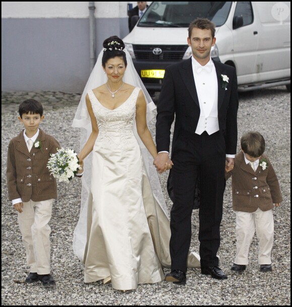 Mariage de la comtesse Alexandra de Frederiksborg, ex-femme du prince Joachim, et Martin Jorgensen le 3 mars 2007 au sud de Copenhague, en présence des princes Nikolai et Felix. La comtesse a annoncé en septembre 2015 leur divorce, après huit ans d'un mariage célébré en mars 2007.