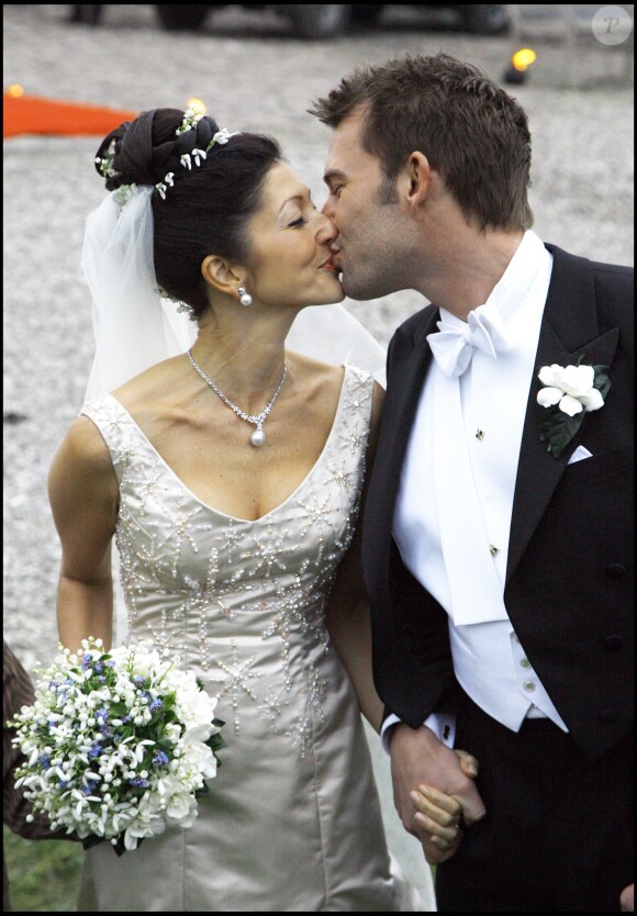 Mariage de la comtesse Alexandra de Frederiksborg, ex-femme du prince Joachim, et Martin Jorgensen le 3 mars 2007 au sud de Copenhague, en présence des princes Nikolai et Felix. La comtesse a annoncé en septembre 2015 leur divorce, après huit ans d'un mariage célébré en mars 2007.