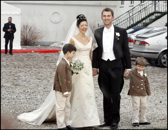 Mariage de la comtesse Alexandra de Frederiksborg, ex-femme du prince Joachim, et Martin Jorgensen le 3 mars 2007 au sud de Copenhague, en présence des princes Nikolai et Felix. La comtesse a annoncé en septembre 2015 leur divorce, après huit ans d'un mariage célébré en mars 2007.