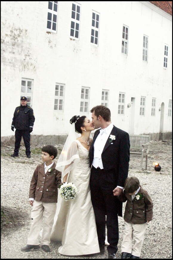 Mariage de la comtesse Alexandra de Frederiksborg, ex-femme du prince Joachim, et Martin Jorgensen le 3 mars 2007 au sud de Copenhague, en présence des princes Nikolai et Felix. La comtesse a annoncé en septembre 2015 leur divorce, après huit ans d'un mariage célébré en mars 2007.