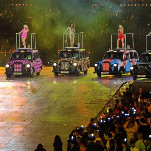 Les Spice Girls en concert pour la cérémonie de clôture des Jeux Olympiques de Londres en 2012