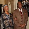 Bill Cosby et  sa femme Camille au Regent Beverly Wilshire Hotel de Beverly Hills, le 20 avril 2004